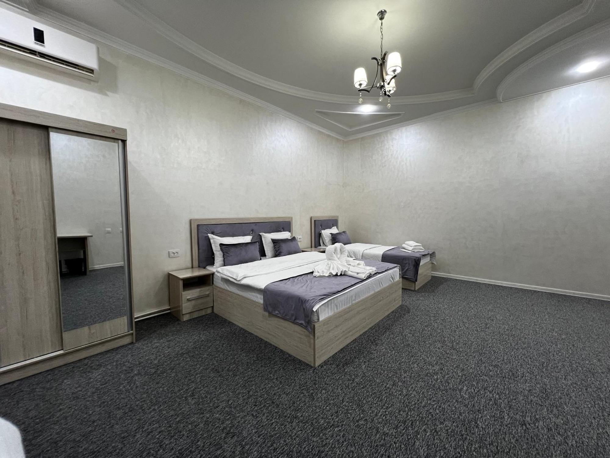 Art Tashkent Hotel Екстериор снимка