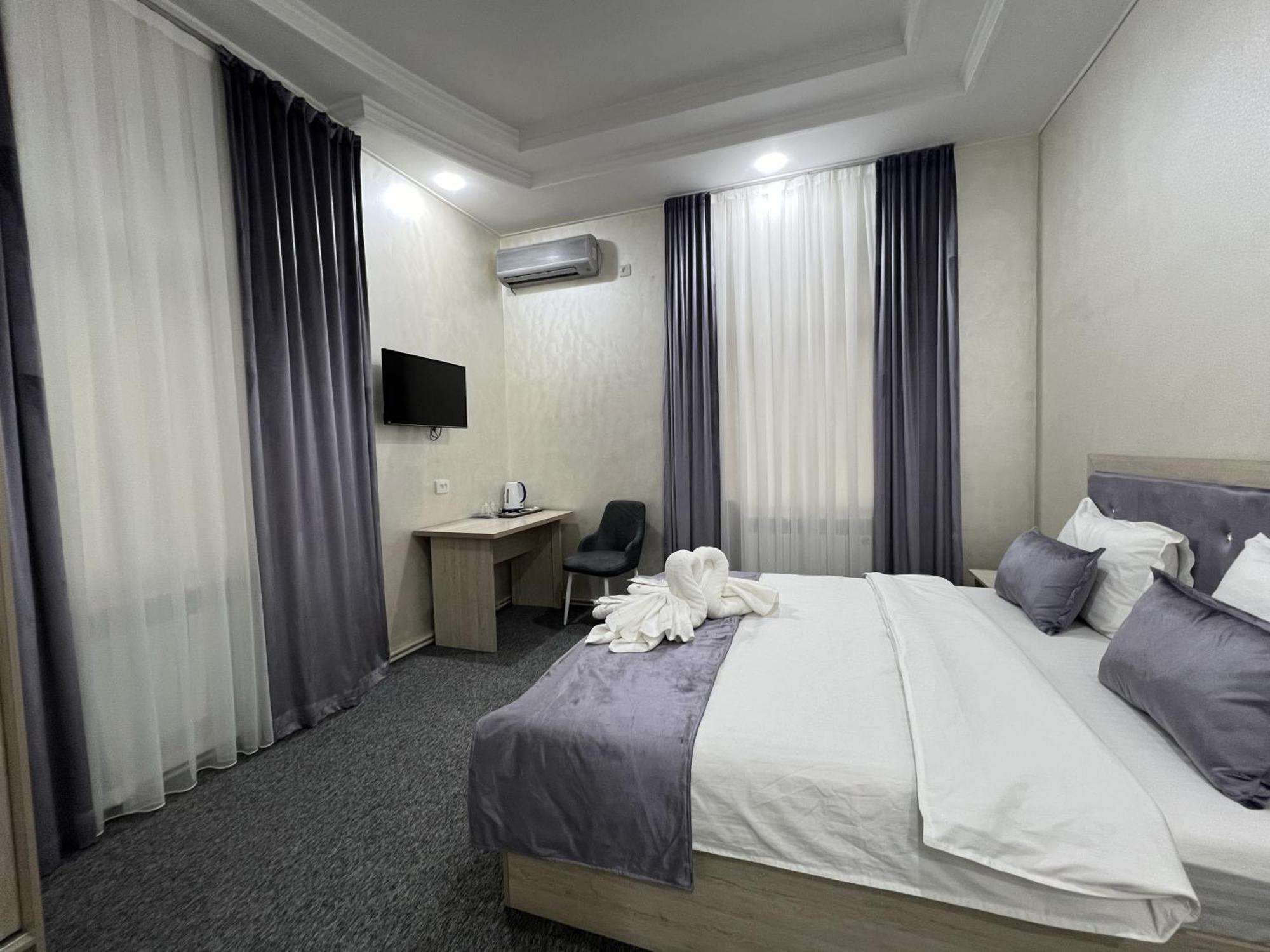 Art Tashkent Hotel Екстериор снимка