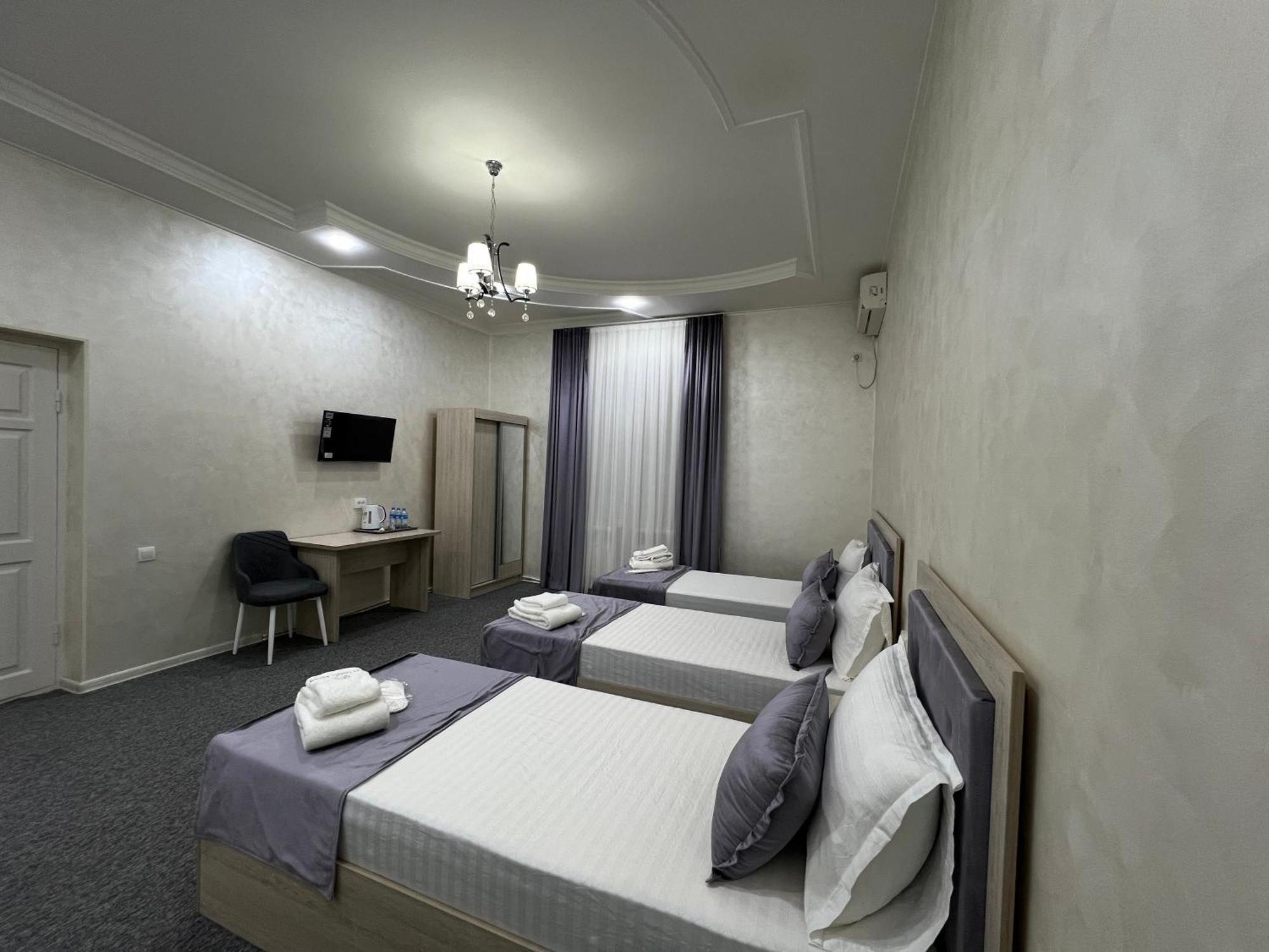 Art Tashkent Hotel Екстериор снимка