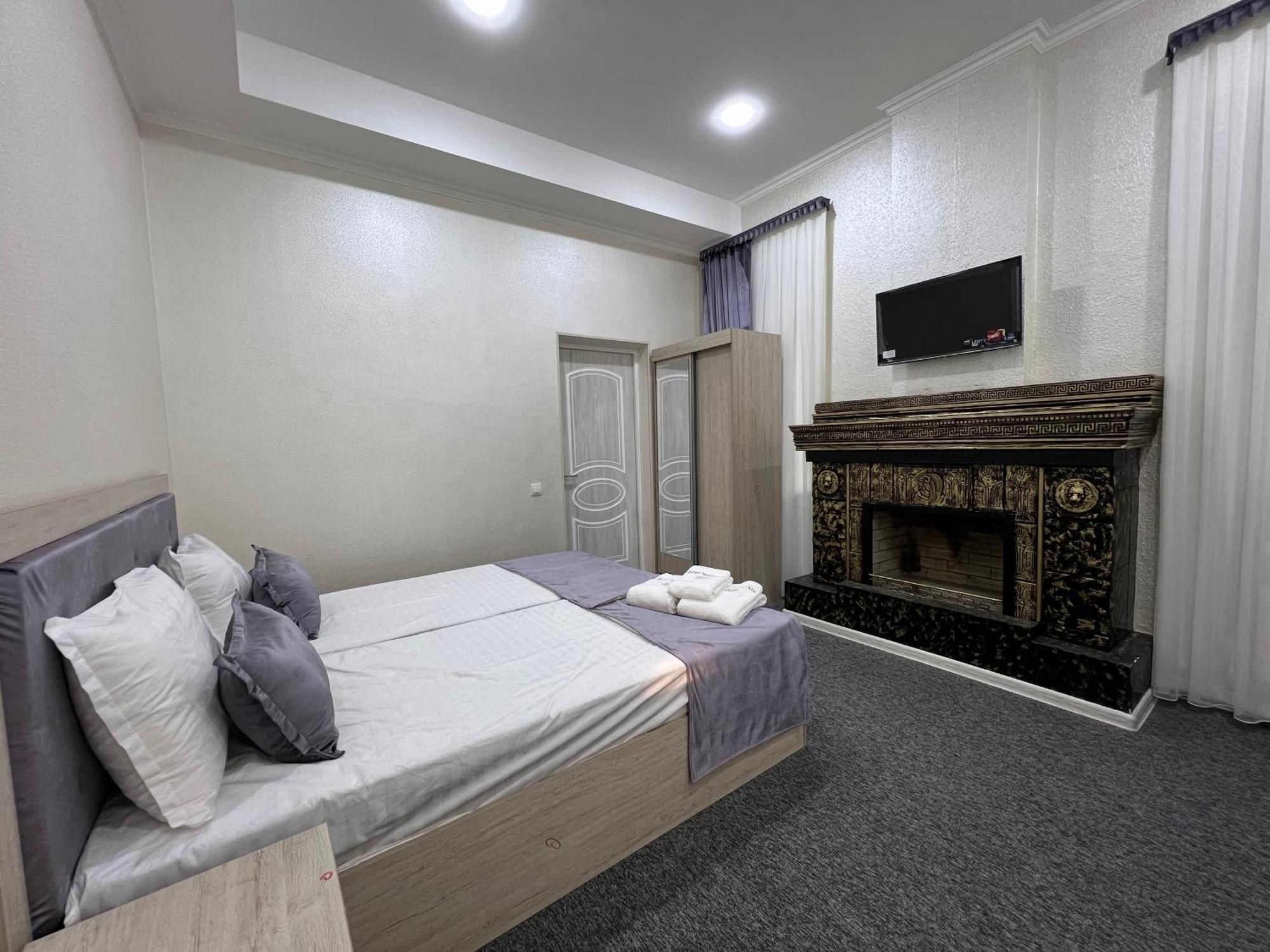 Art Tashkent Hotel Екстериор снимка