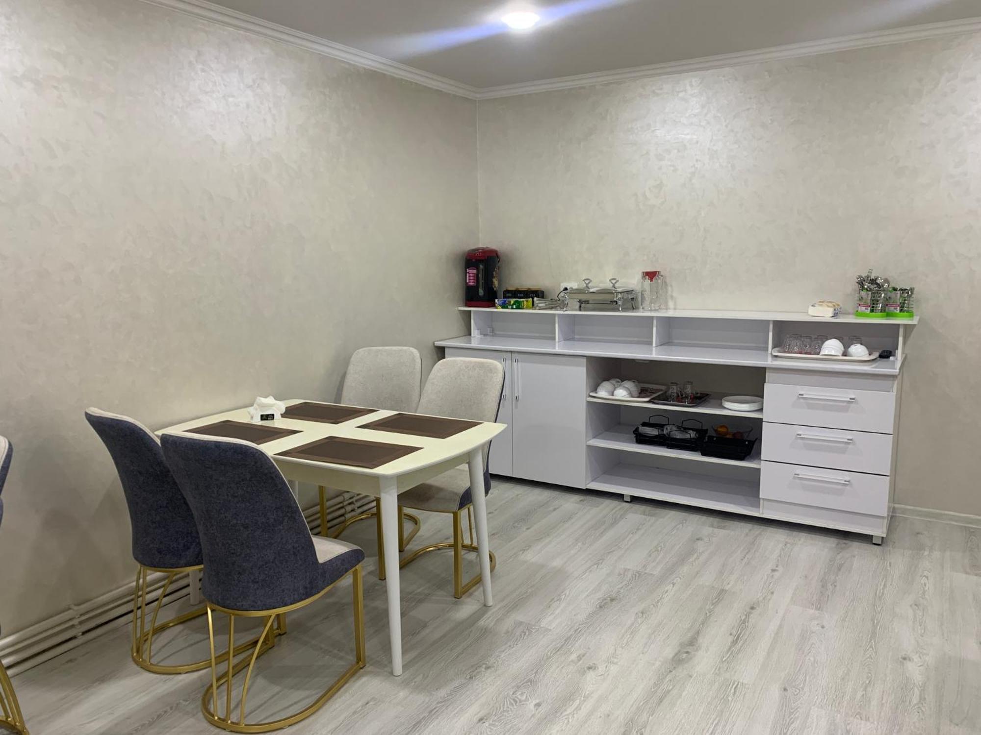 Art Tashkent Hotel Екстериор снимка